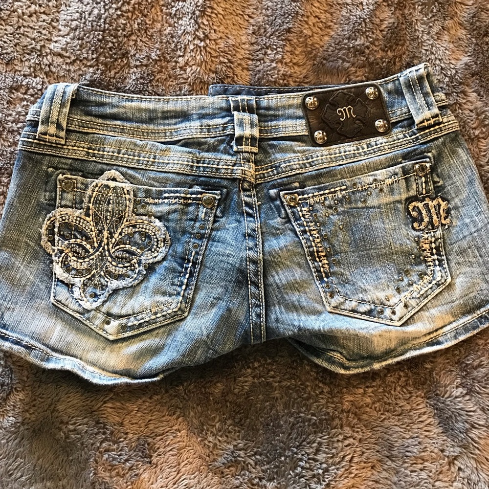 Miss me shorts, size 29, perfect condition